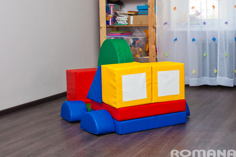 Мягкий игровой комплекс Romana «Автофургон» в Владикавказе ВИНКО